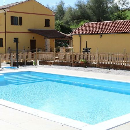 Agriturismo Fattoria Del Colle Iesi Exteriér fotografie